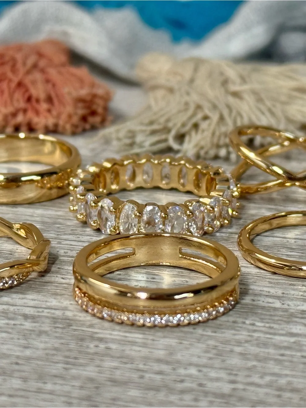 NWT Gold Cubic Zirconia Stackable Ring Set
